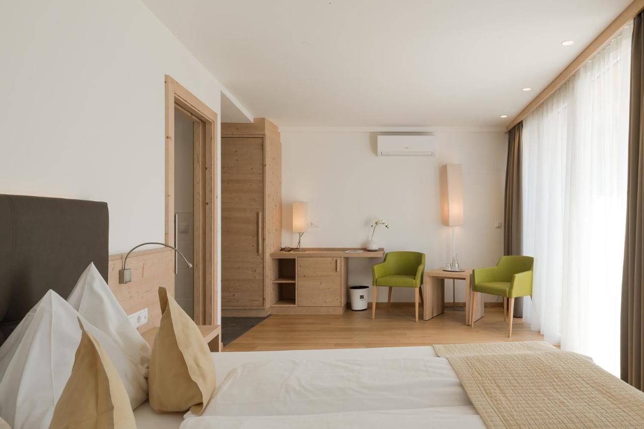 Hotel Kiendl Schenna Zimmer foto
