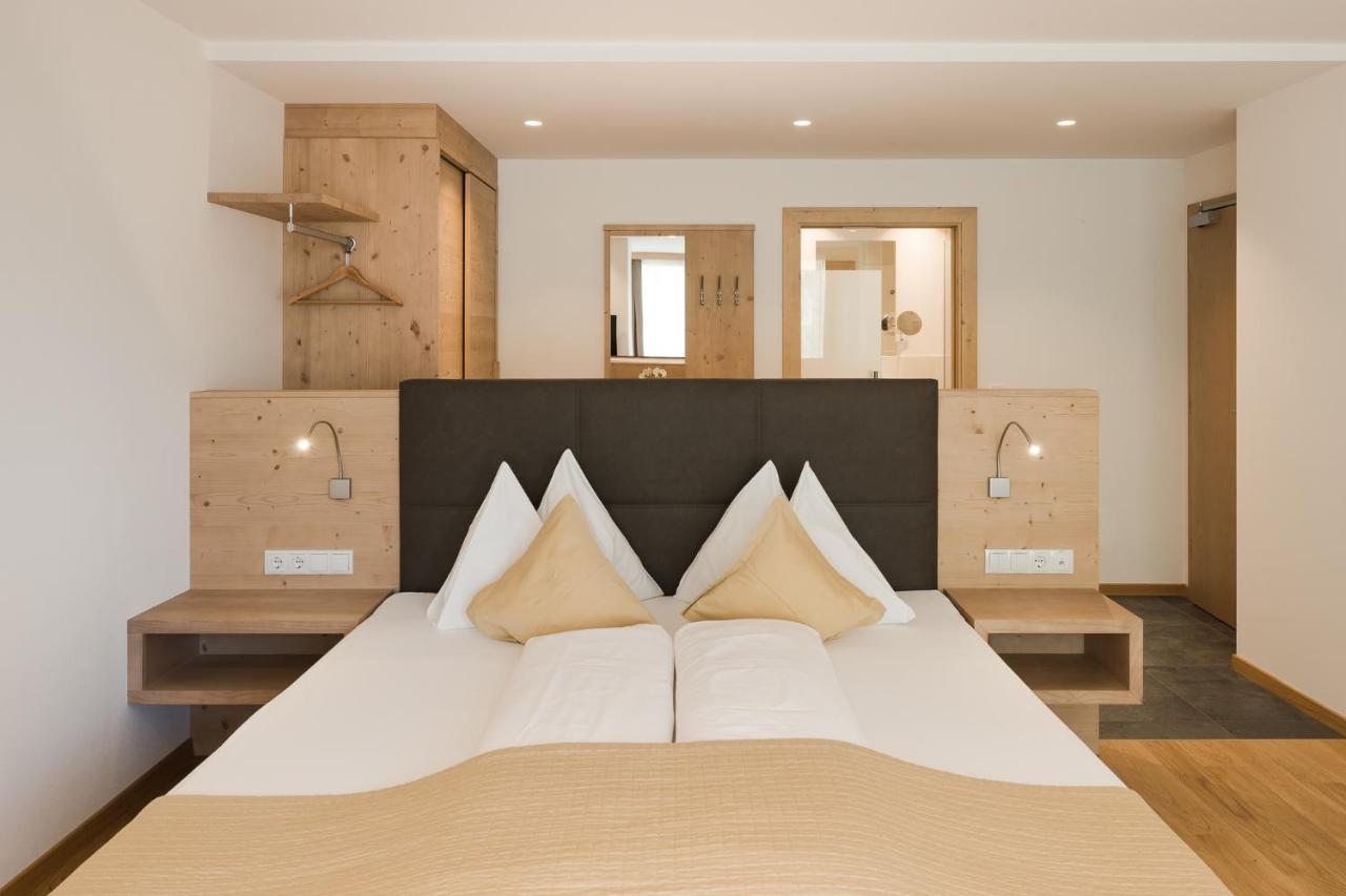 Hotel Kiendl Schenna Zimmer foto