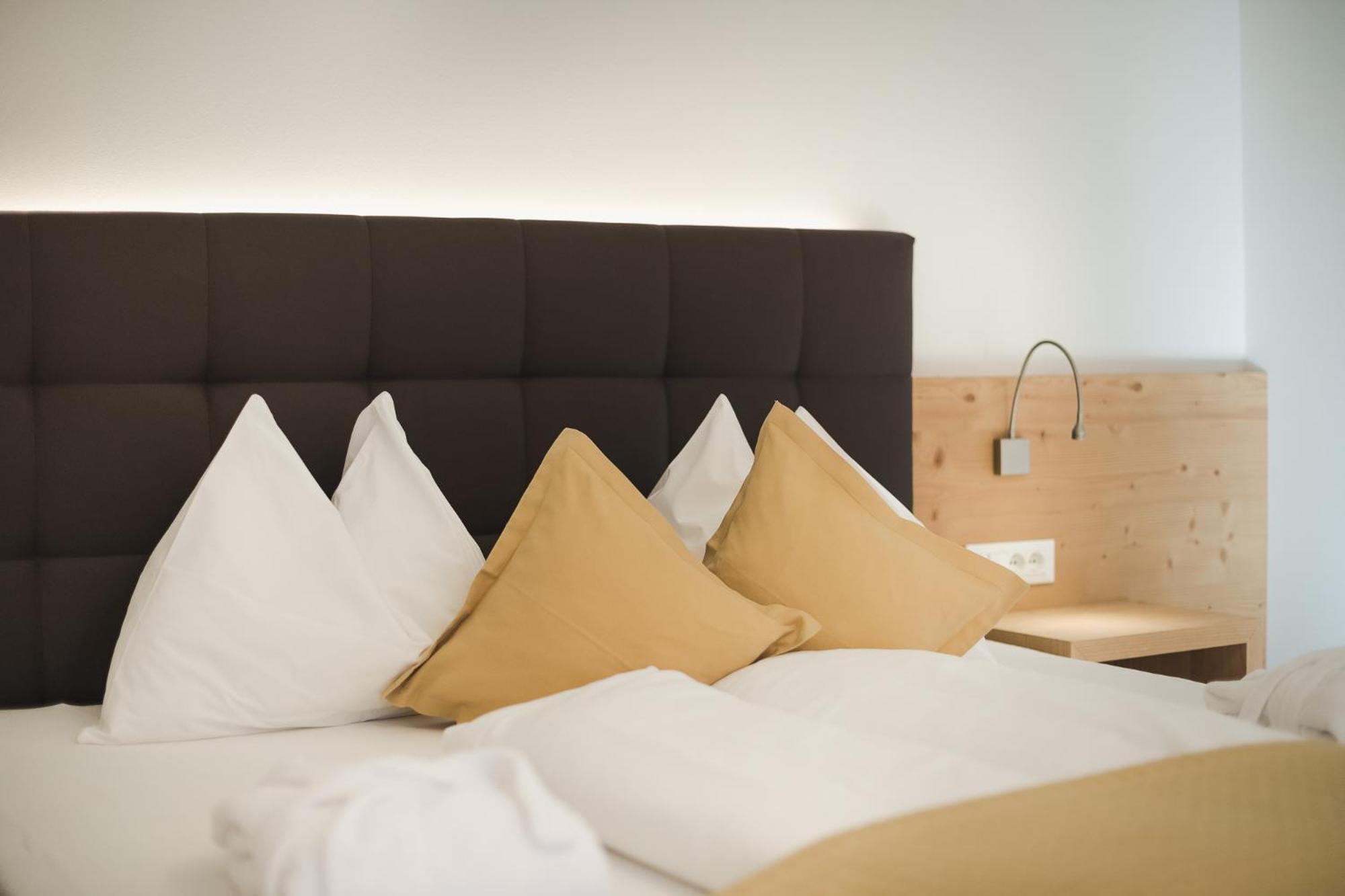 Hotel Kiendl Schenna Zimmer foto
